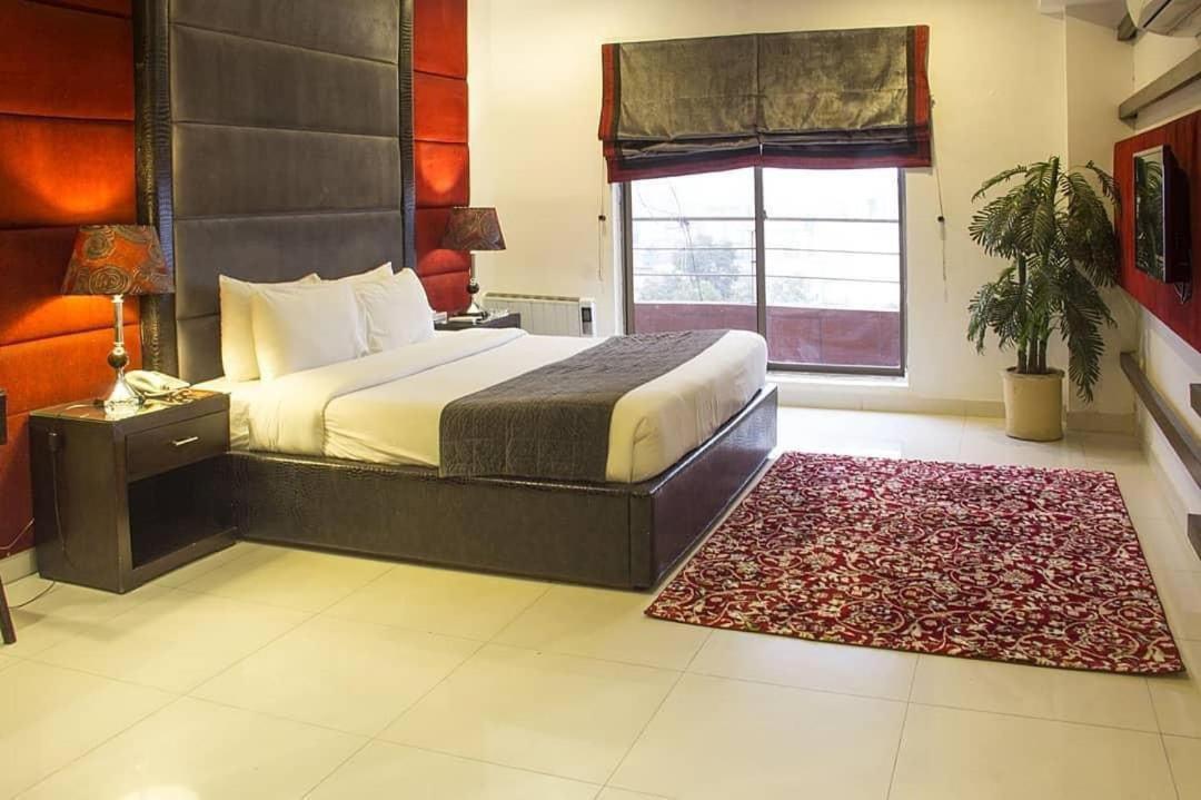 לאהור Maisonette Hotel & Apartments מראה חיצוני תמונה
