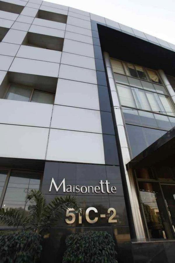 לאהור Maisonette Hotel & Apartments מראה חיצוני תמונה