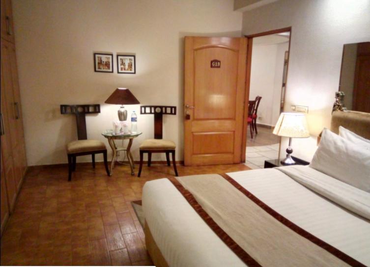 לאהור Maisonette Hotel & Apartments מראה חיצוני תמונה